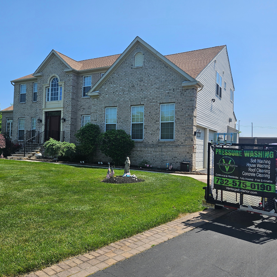 Comprehensive House Washing, Patio & Pool Deck Cleaning – A Full Property Refresh